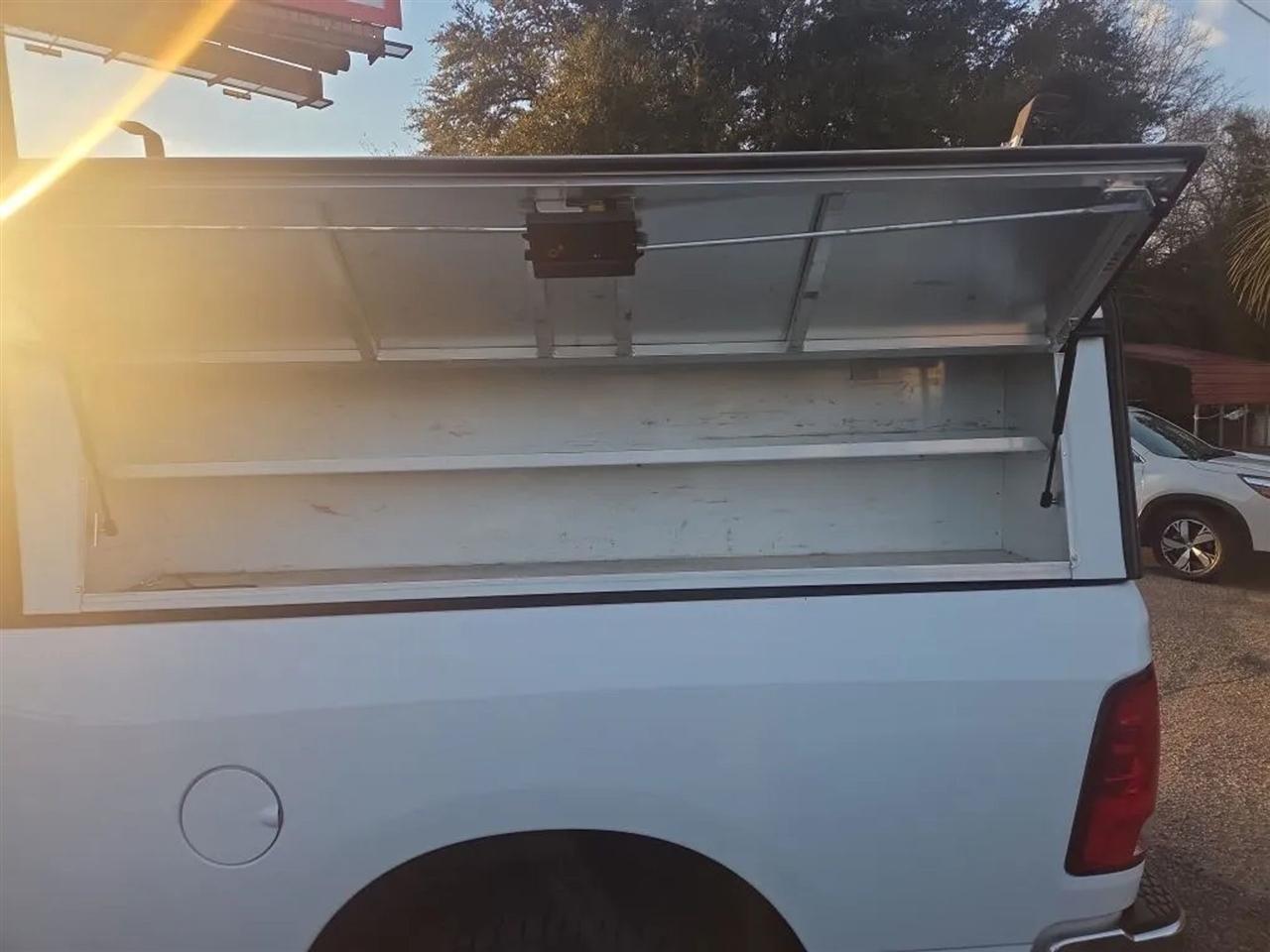 RAM 1500 Classic Tradesman Quad Cab 2WD 2019