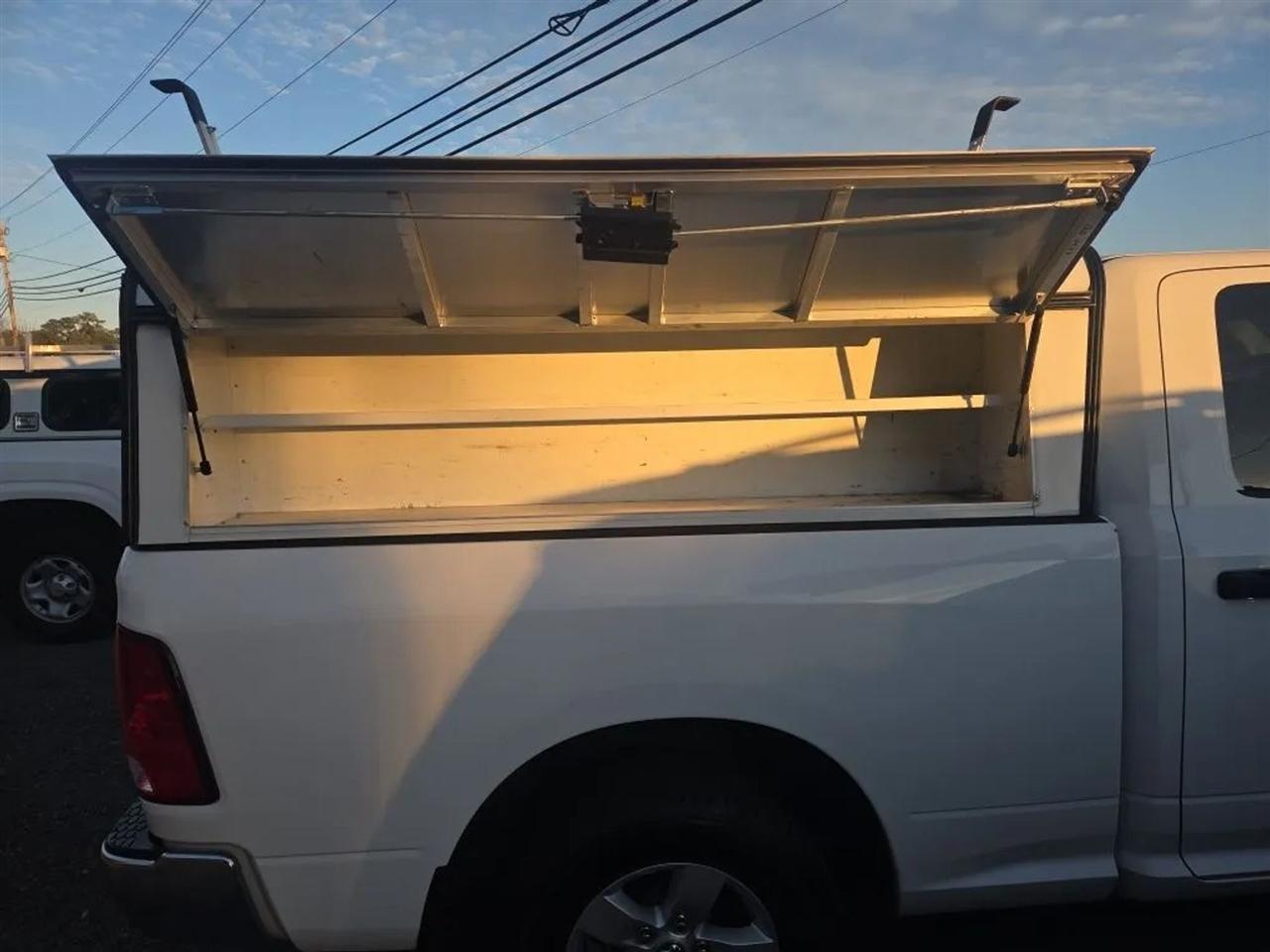 RAM 1500 Classic Tradesman Quad Cab 2WD 2019