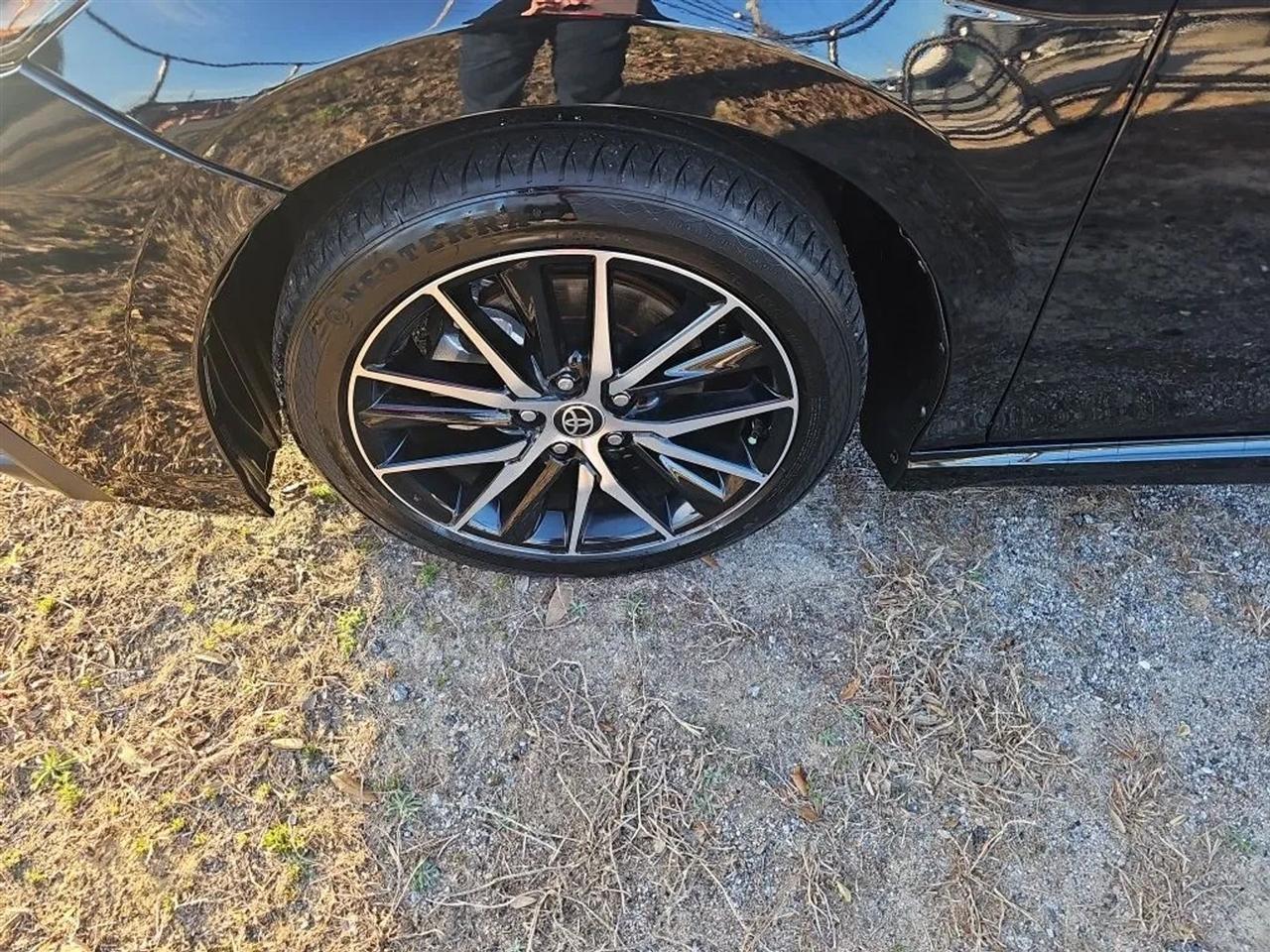 Toyota Camry SE 2023