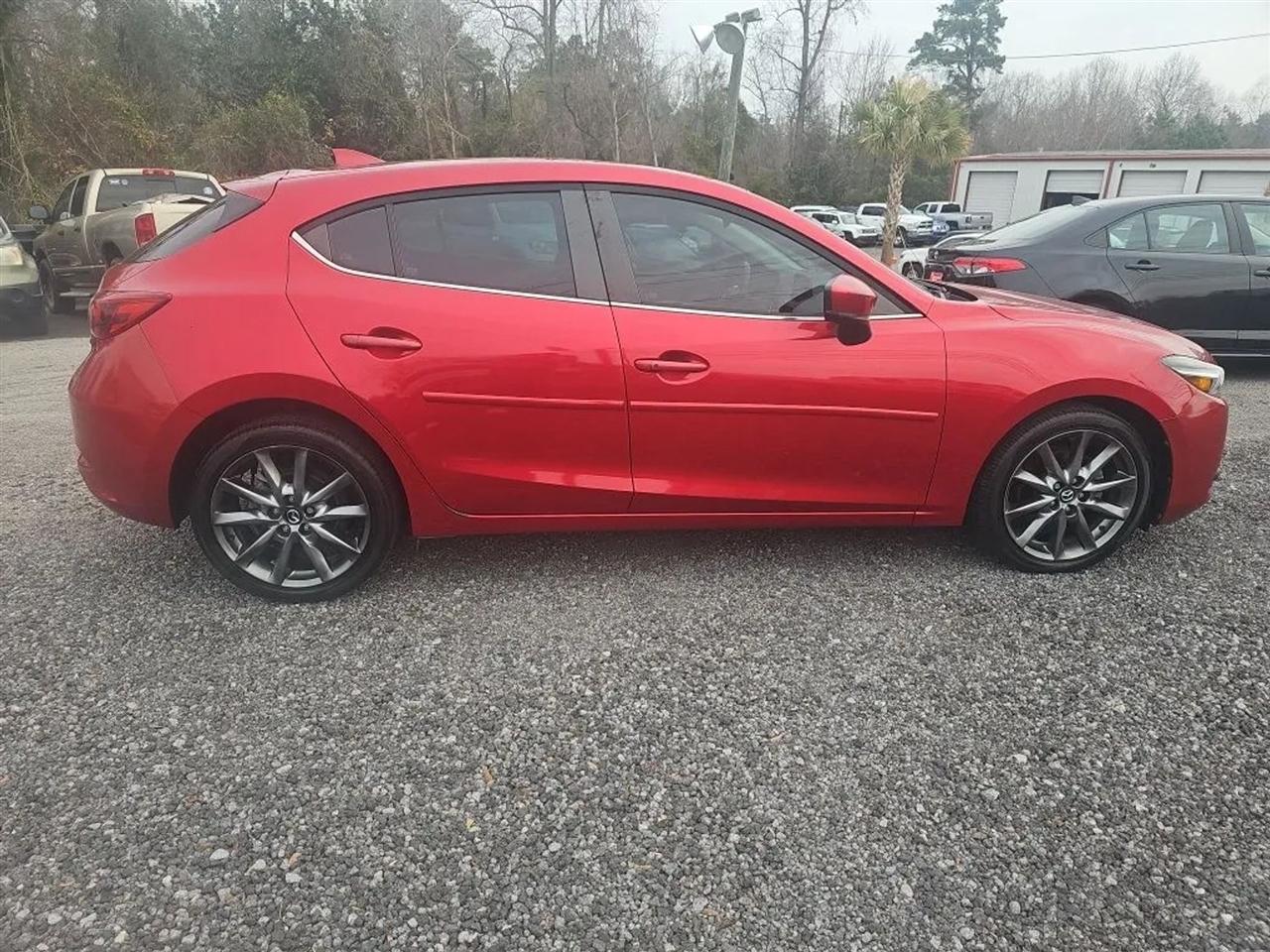 Mazda MAZDA3 s Grand Touring AT 5-Door 2018