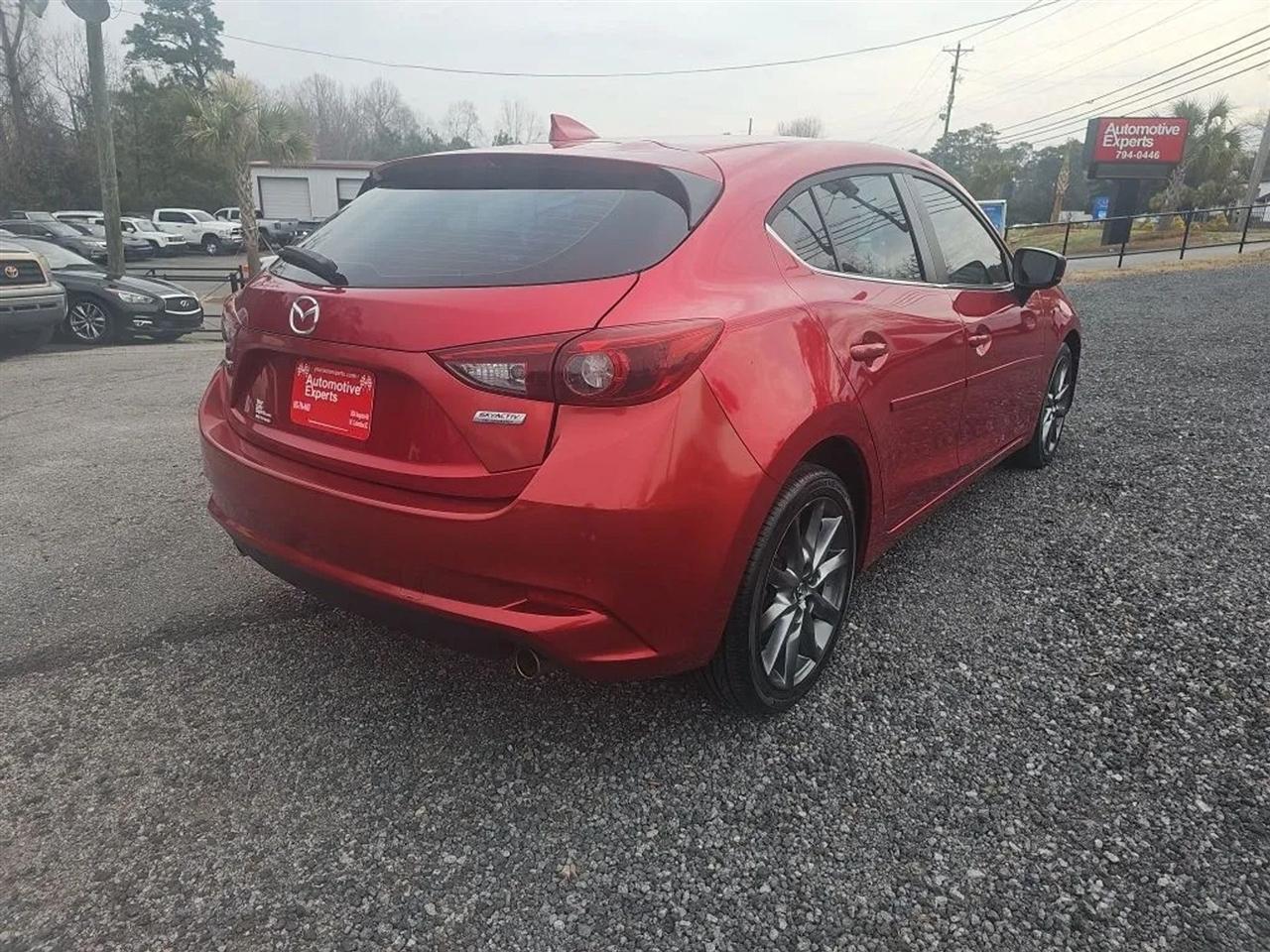 Mazda MAZDA3 s Grand Touring AT 5-Door 2018