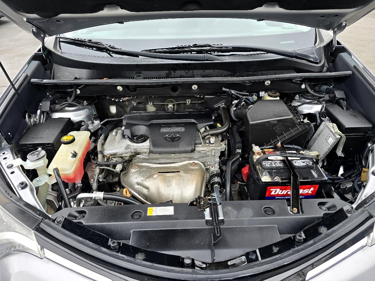 2017 Toyota RAV4 LE photo 10