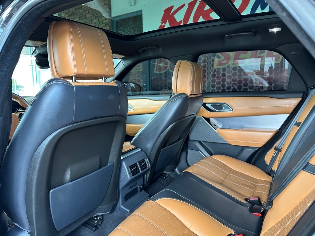 Land Rover Range Rover Velar R-Dynamic SE 2018 Land Rover Range Rover Velar R-Dynamic SE 2018