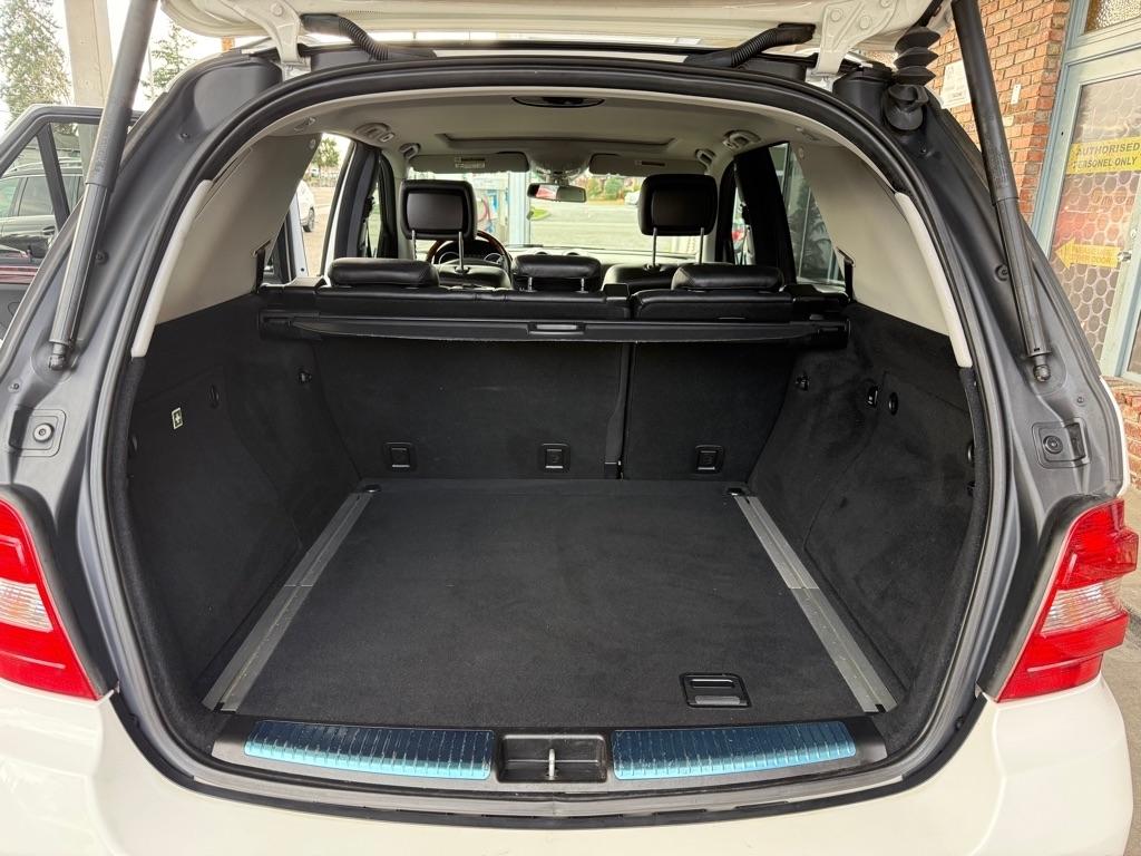 Mercedes-Benz M-Class ML350 2006