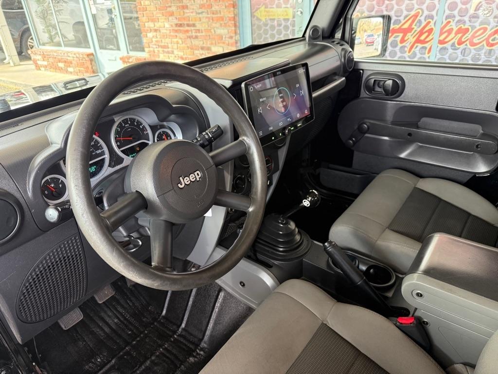Jeep Wrangler Sport 4WD 2010