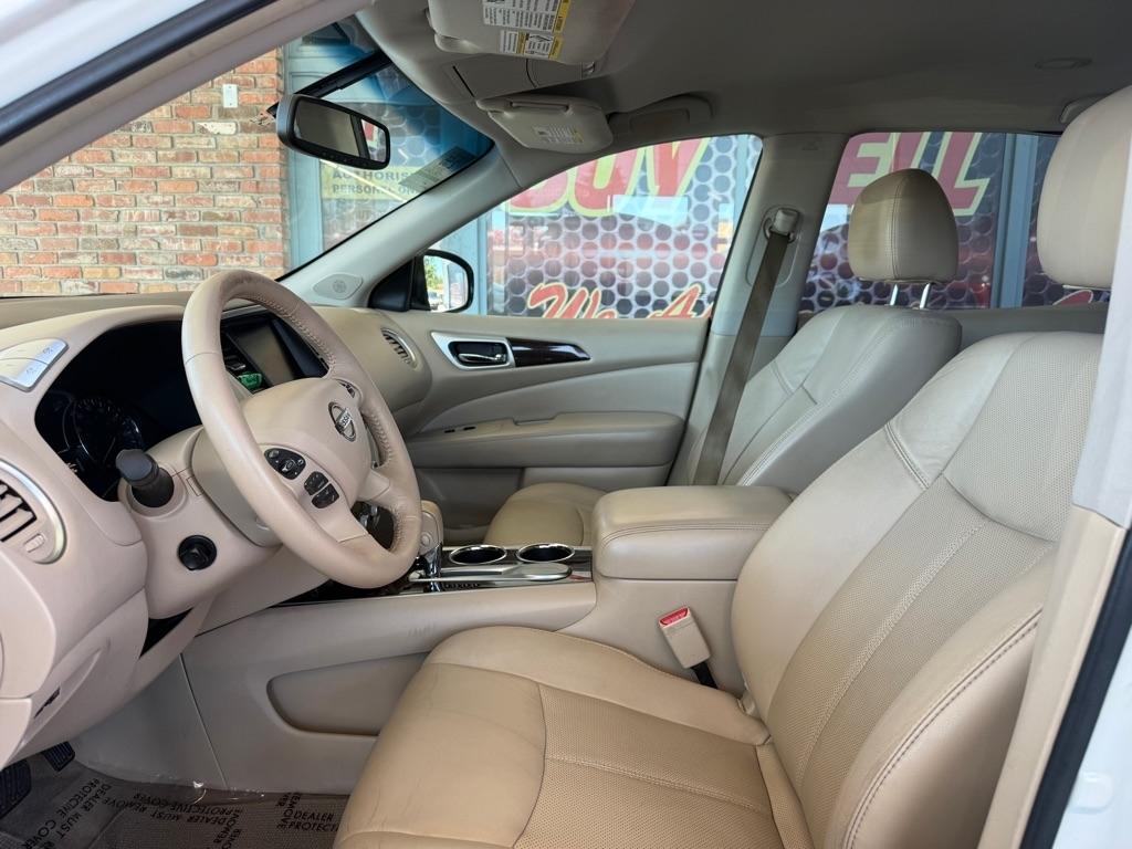 Nissan Pathfinder S 2WD 2013