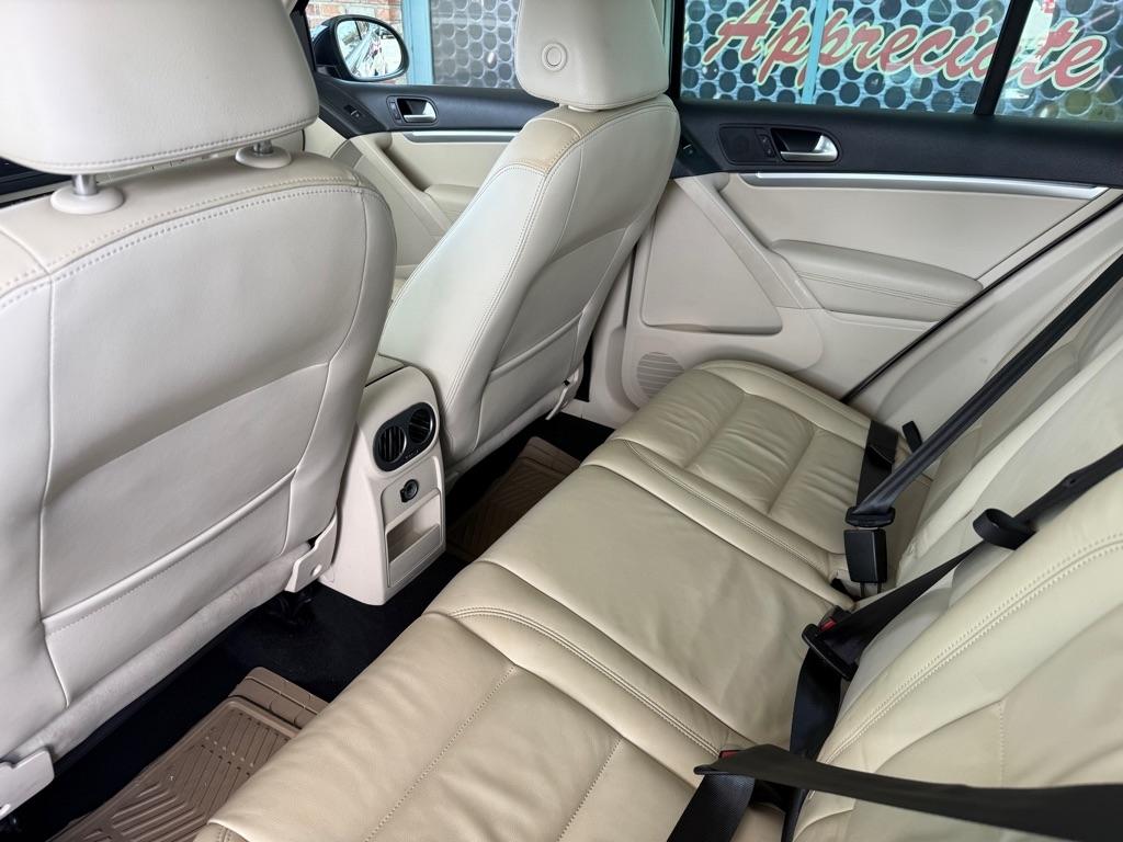 Volkswagen Tiguan S 4Motion 2012