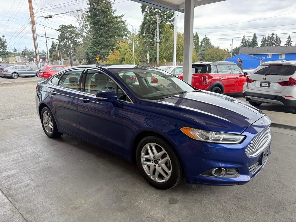 Ford Fusion SE 2015