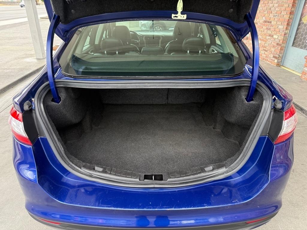 Ford Fusion SE 2015