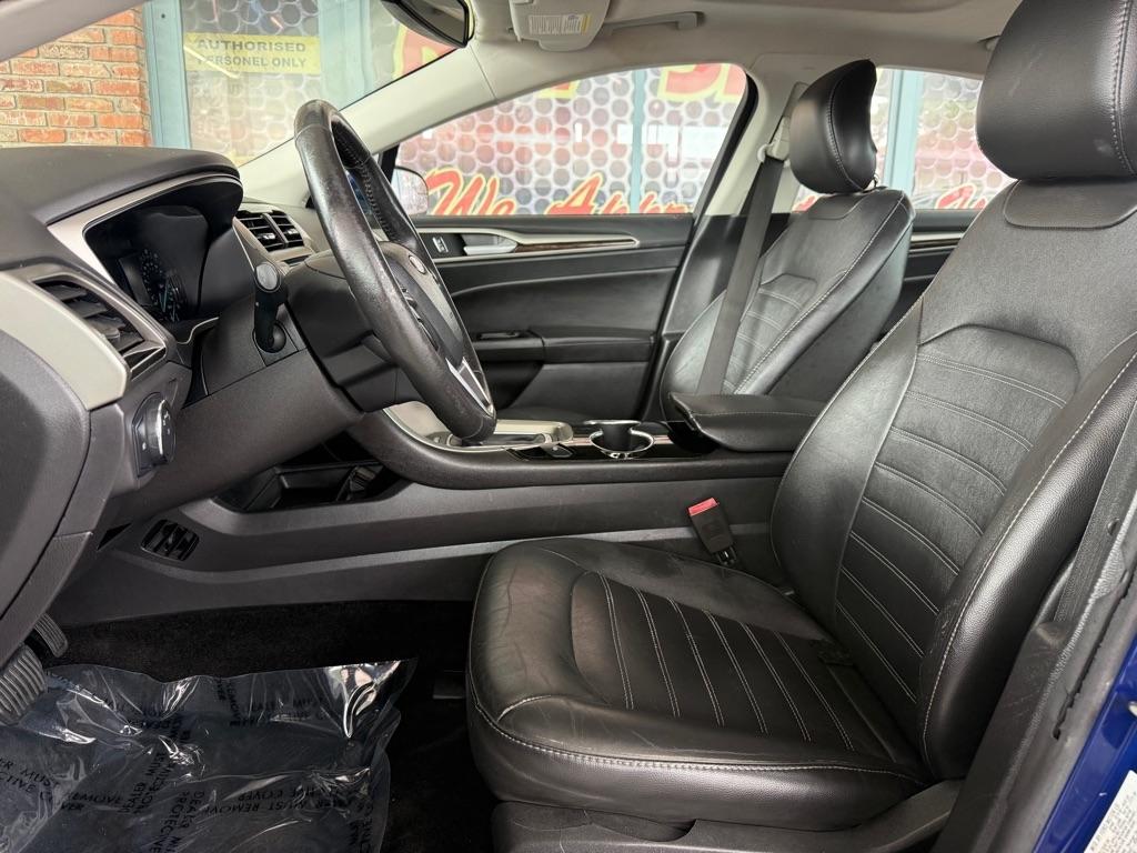Ford Fusion SE 2015