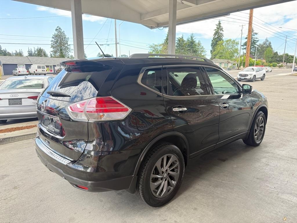Nissan Rogue  2016