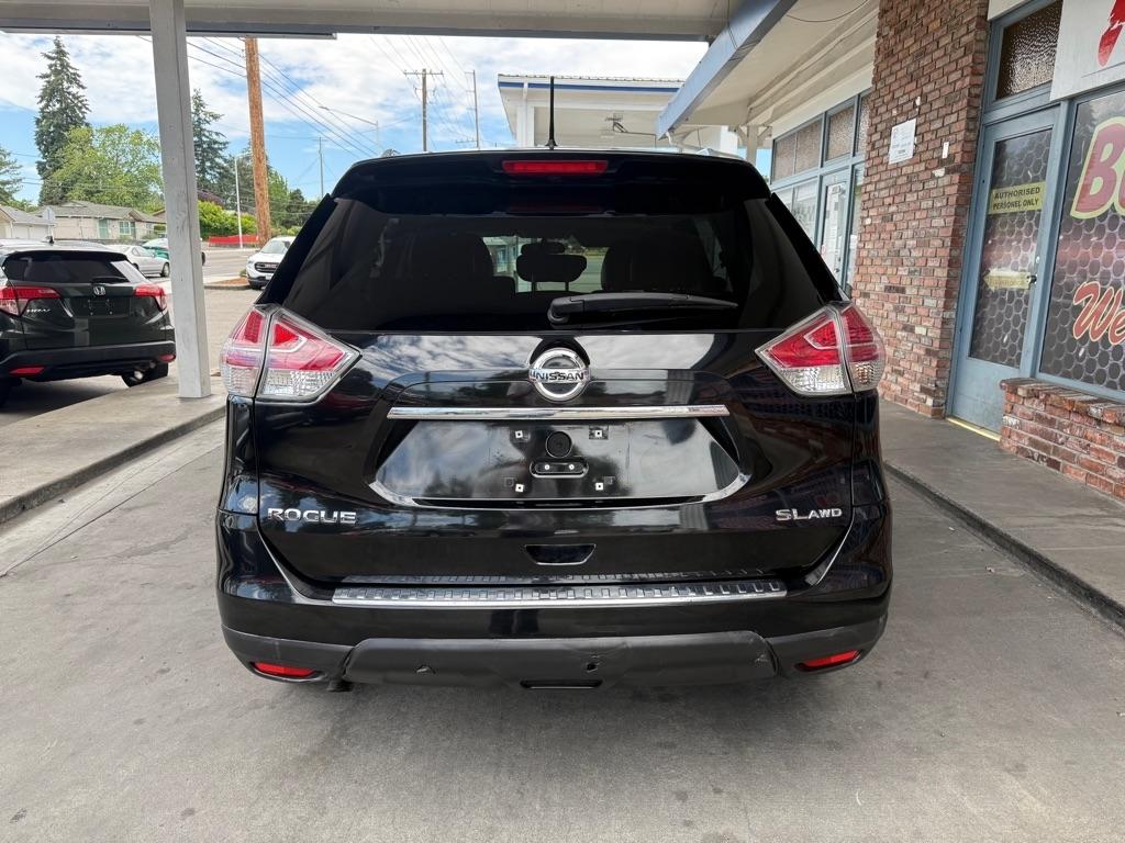 Nissan Rogue  2016