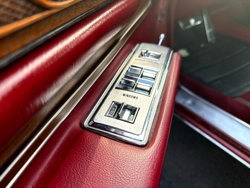 Cadillac Eldorado  1975