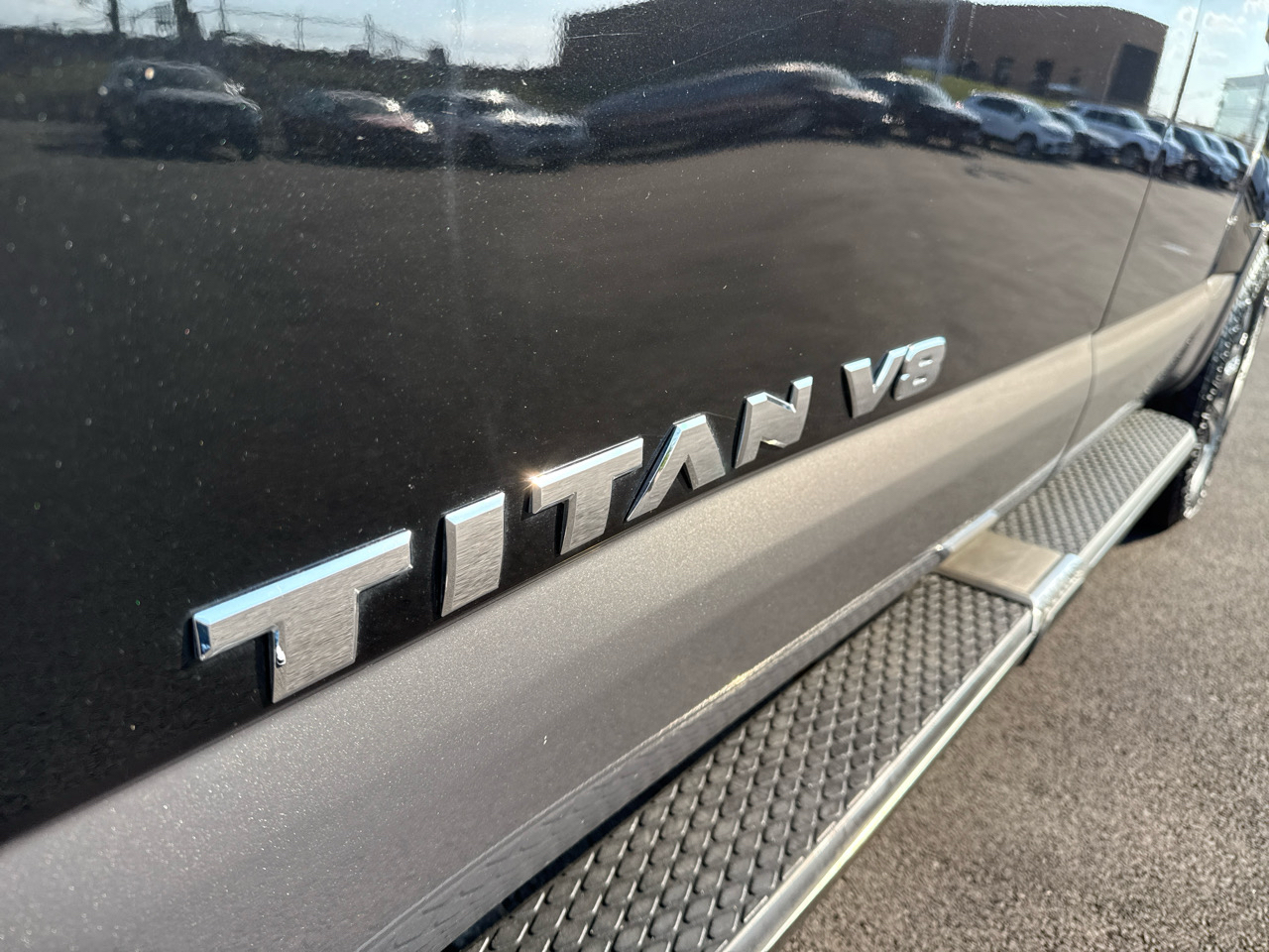 Nissan Titan PRO-4X Crew Cab 4WD 2018