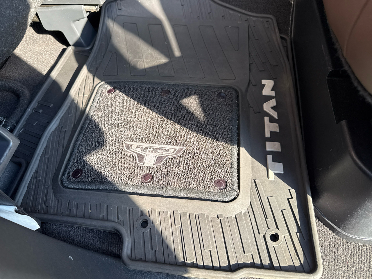Nissan Titan PRO-4X Crew Cab 4WD 2018