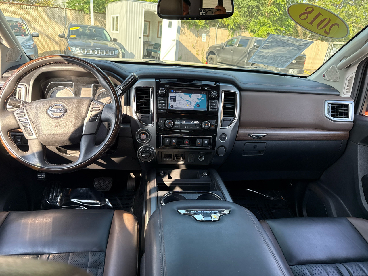 Nissan Titan PRO-4X Crew Cab 4WD 2018