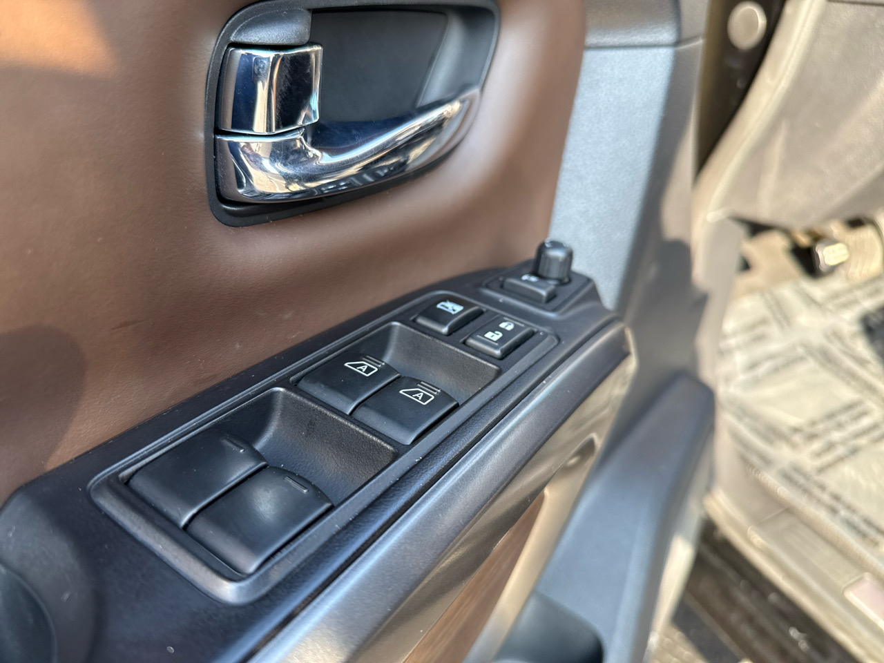 Nissan Titan PRO-4X Crew Cab 4WD 2018
