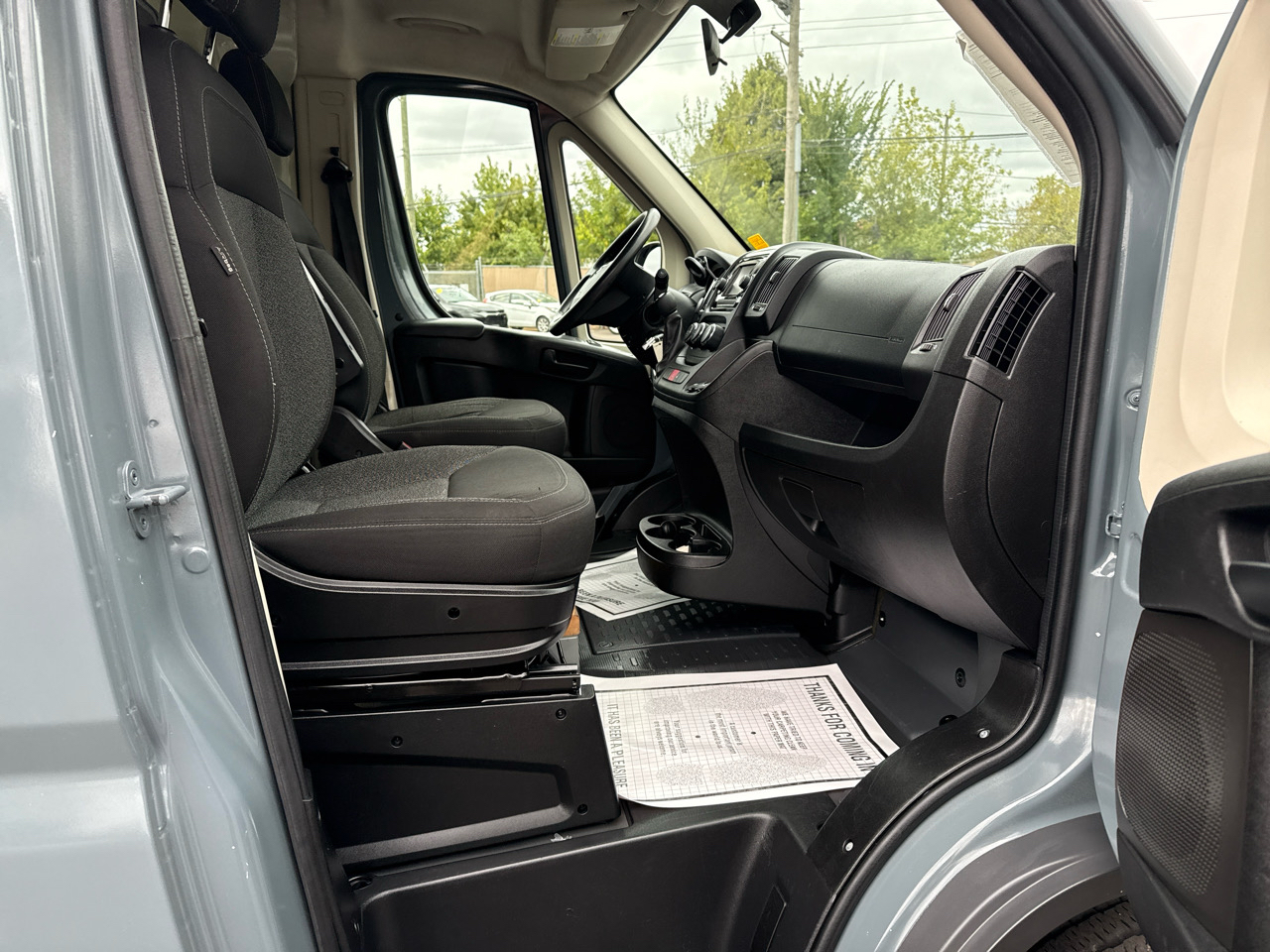 RAM Promaster 1500 Low Roof Tradesman 136-in. WB 2015