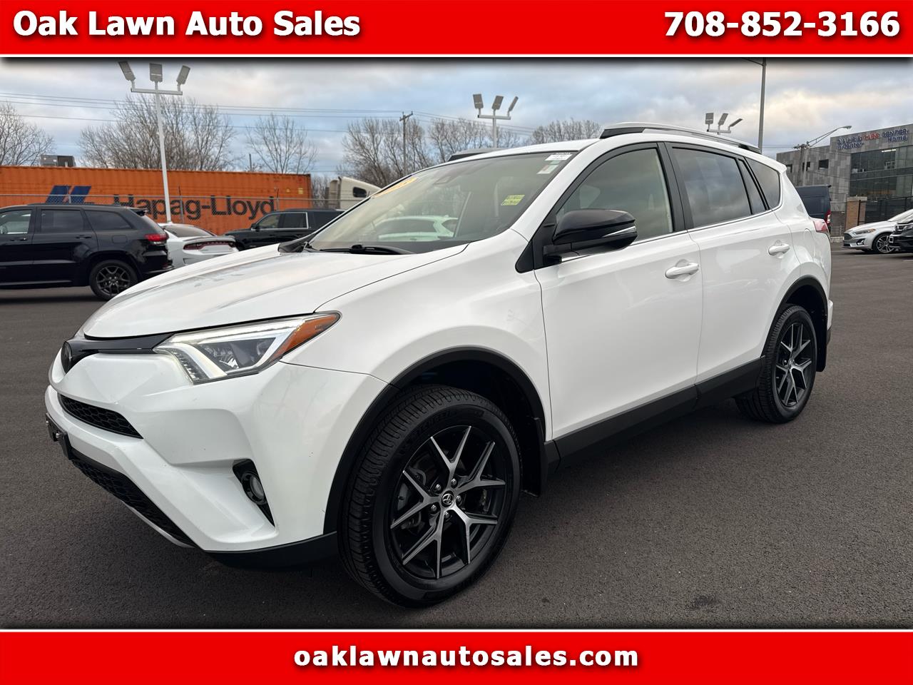 2018 Toyota RAV4 SE's photo