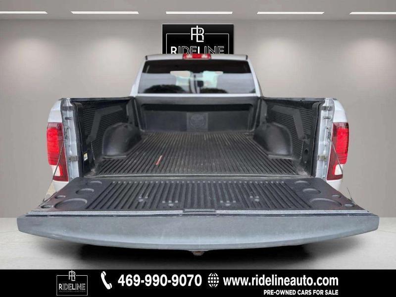 RAM 1500 Classic Warlock 4x2 Crew Cab 5'7" Box 2021