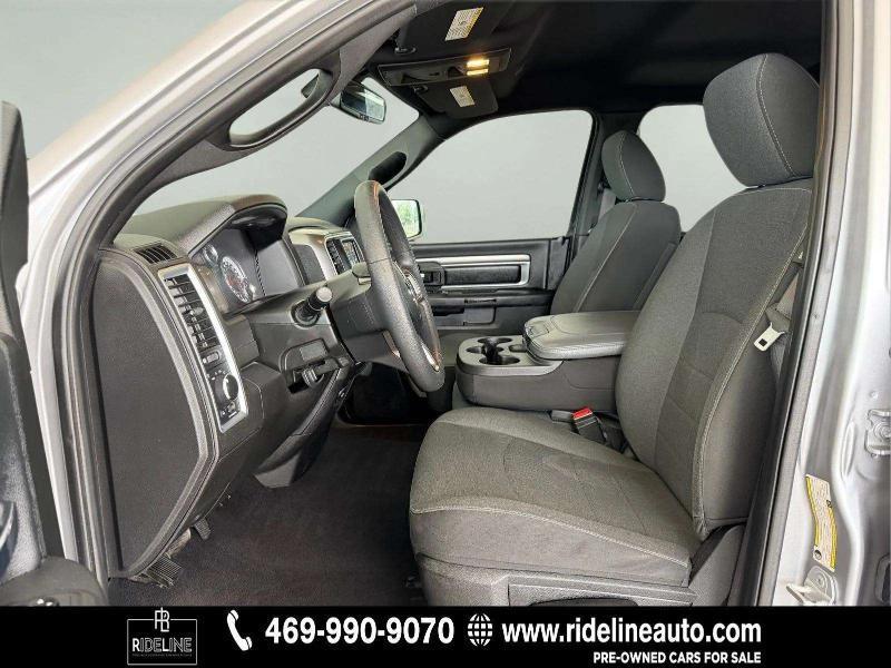 RAM 1500 Classic Warlock 4x2 Crew Cab 5'7" Box 2021