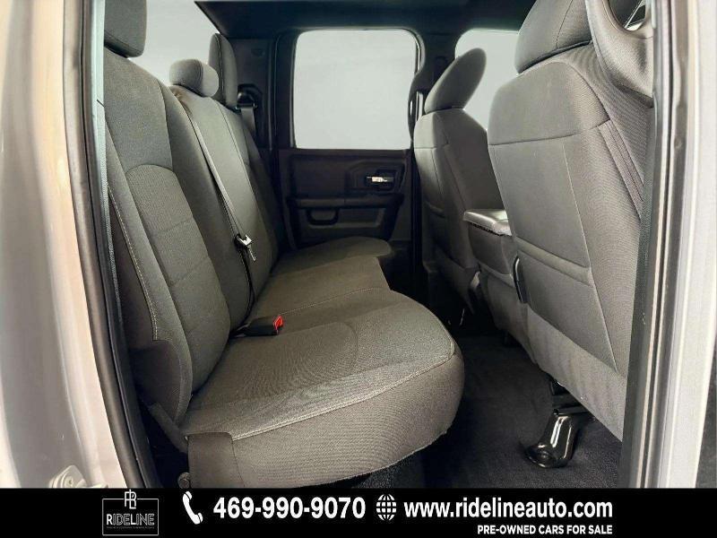 RAM 1500 Classic Warlock 4x2 Crew Cab 5'7" Box 2021