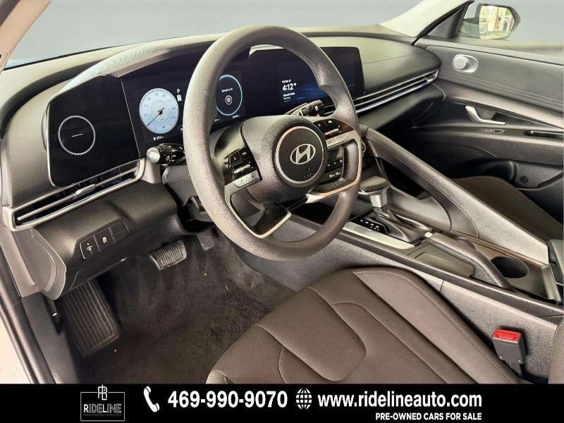 Hyundai Elantra SEL 2024