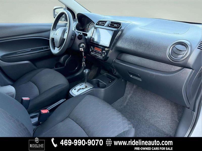 Mitsubishi Mirage ES CVT 2024