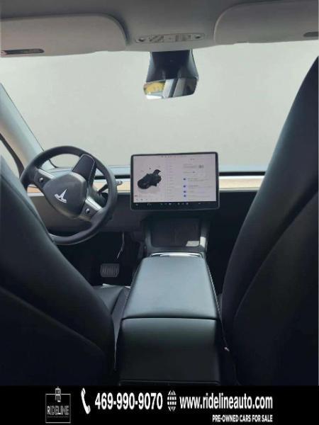 Tesla Model Y Long Range AWD 2023
