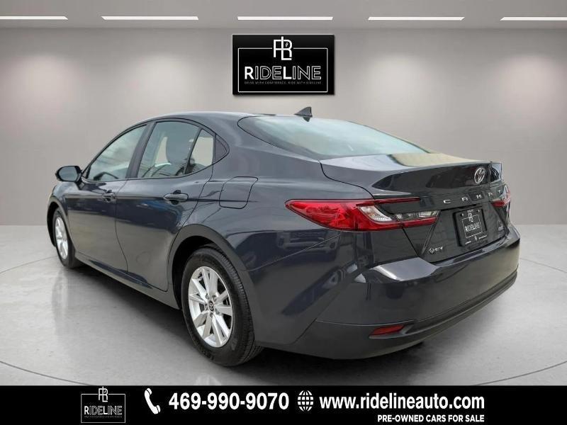 Toyota Camry Hybrid LE 2025