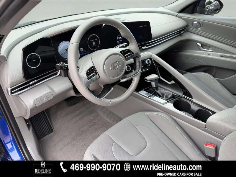 Hyundai Elantra SEL 2024