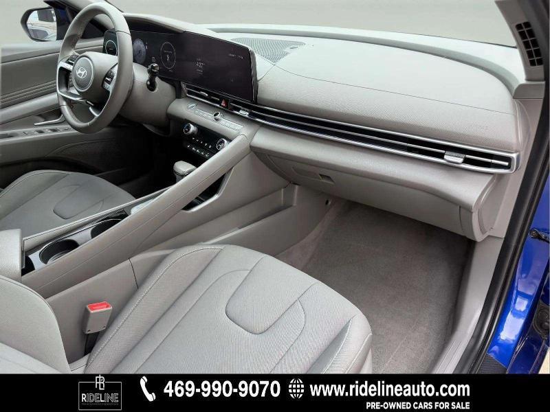 Hyundai Elantra SEL 2024