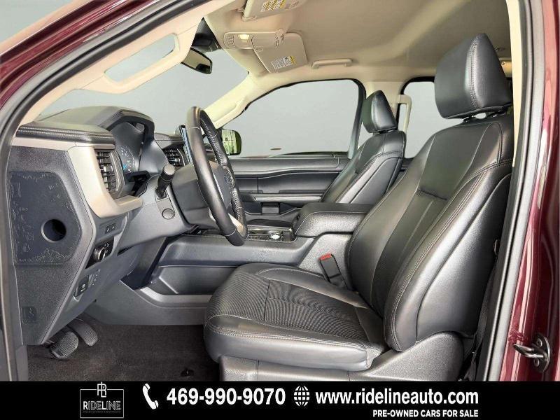 Ford Expedition XLT 4WD 2023