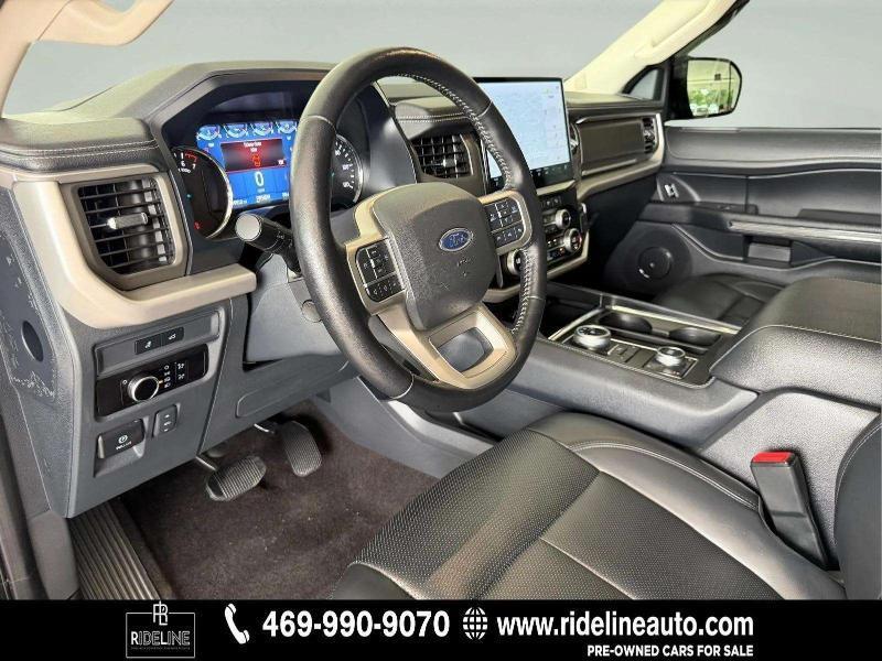 Ford Expedition XLT 4WD 2023