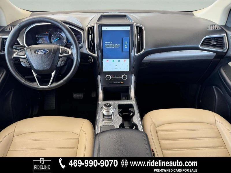 Ford Edge  2021