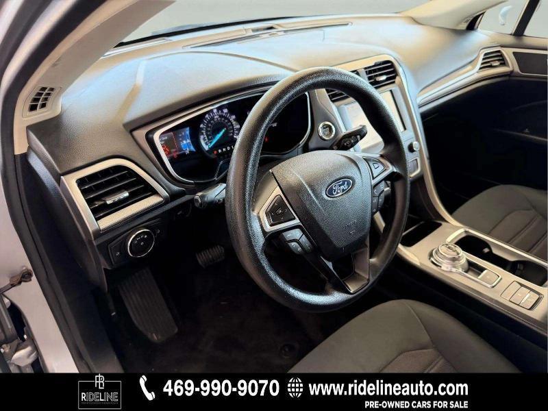 Ford Fusion SE 2020
