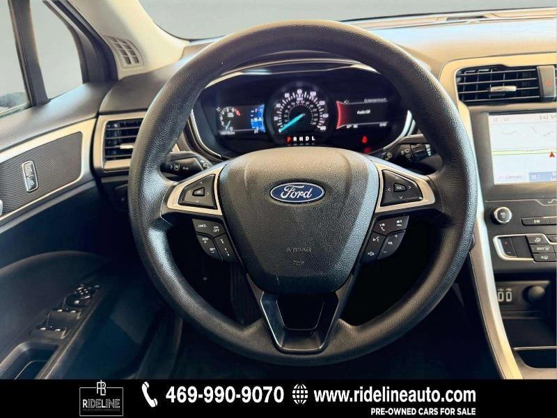 Ford Fusion SE 2020
