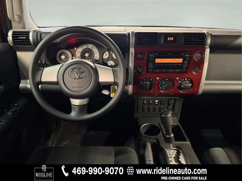 Toyota FJ Cruiser 2WD 2010