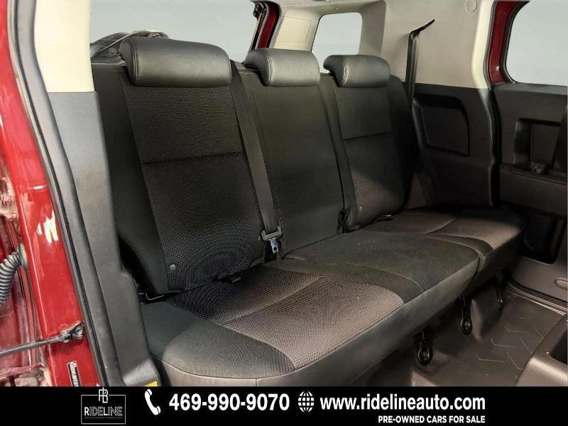 Toyota FJ Cruiser 2WD 2010