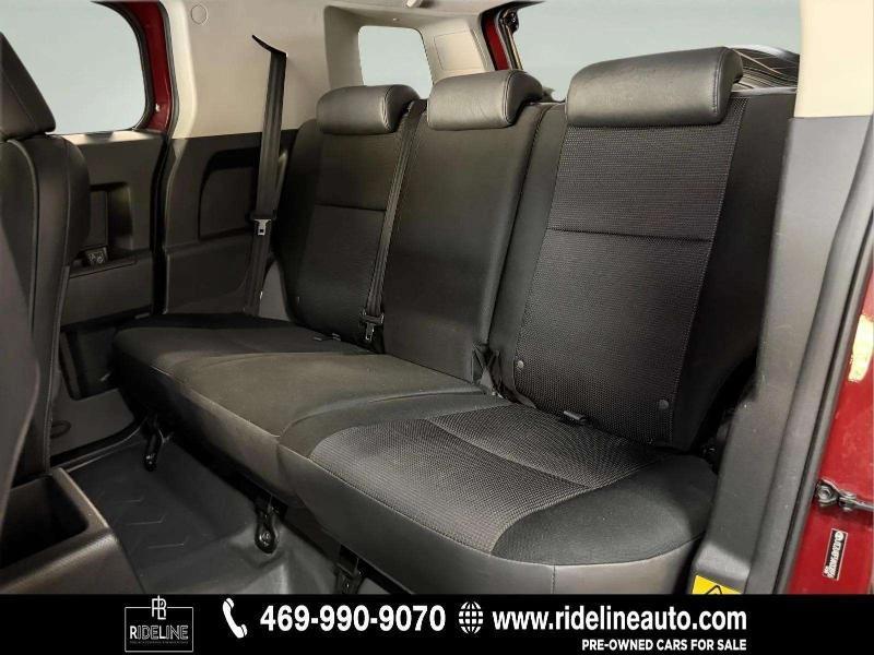 Toyota FJ Cruiser 2WD 2010