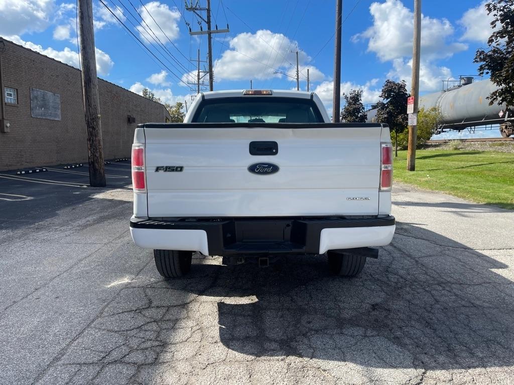 Ford F-150 XL SuperCrew 5.5-ft. Bed 4WD 2013