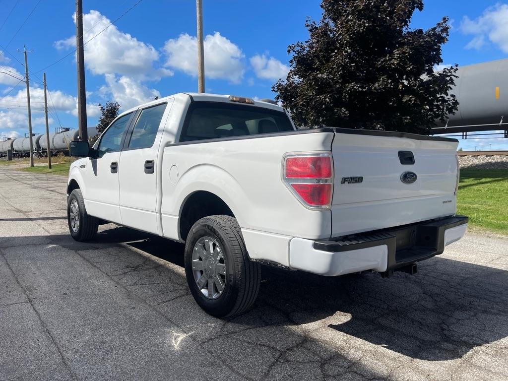 Ford F-150 XL SuperCrew 5.5-ft. Bed 4WD 2013