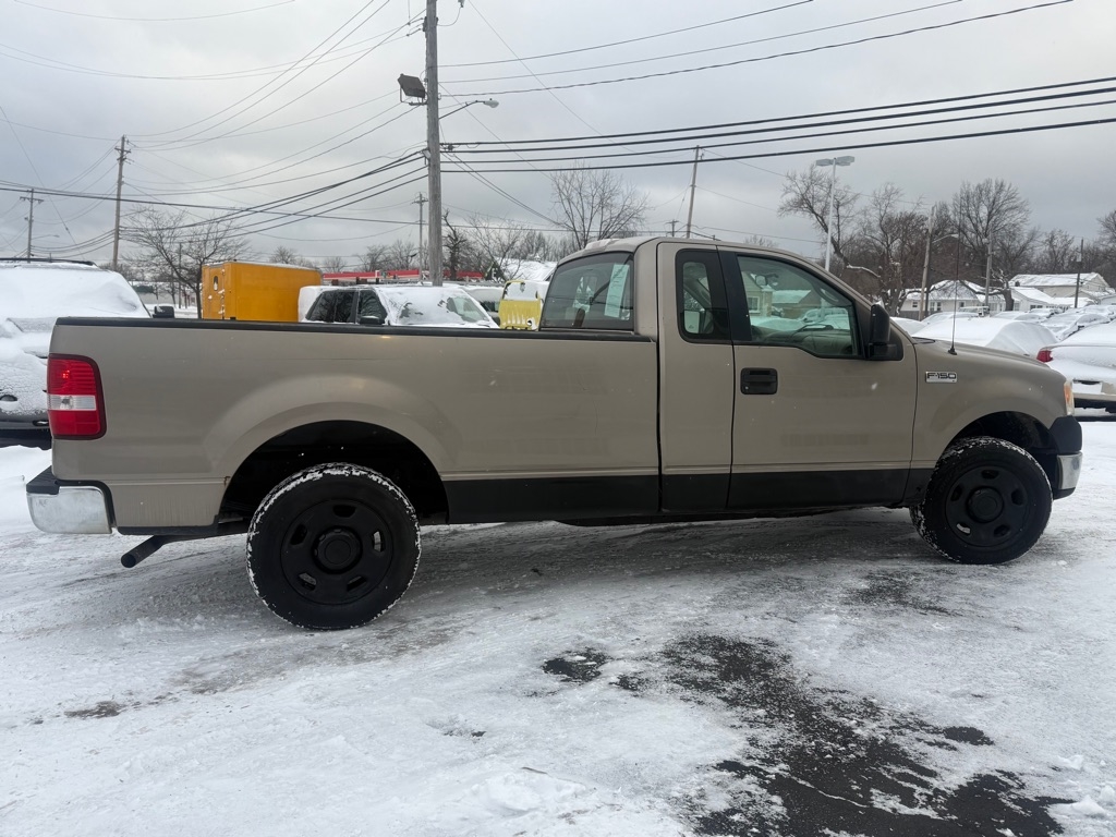 Ford F-150 STX 2WD 2005