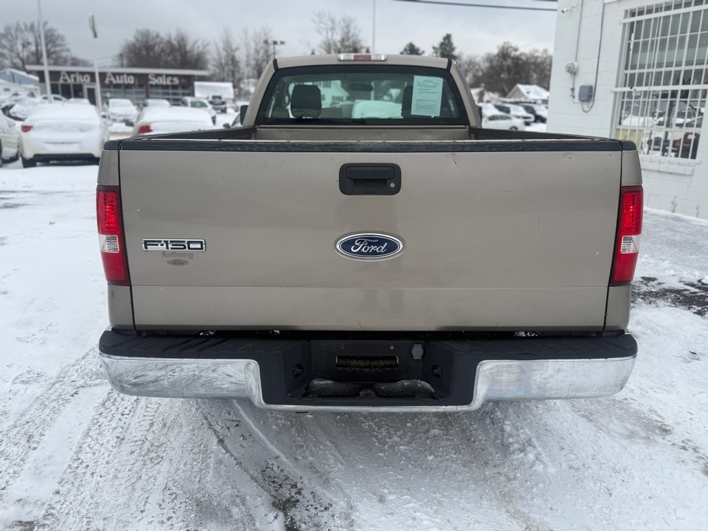 Ford F-150 STX 2WD 2005