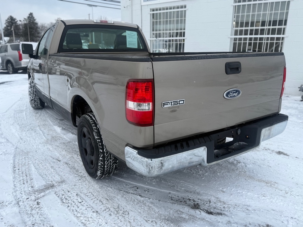 Ford F-150 STX 2WD 2005