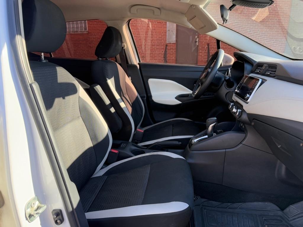 Nissan Versa SV 2020