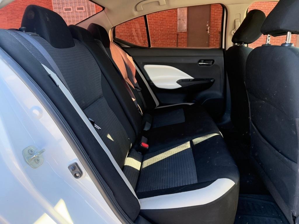 Nissan Versa SV 2020