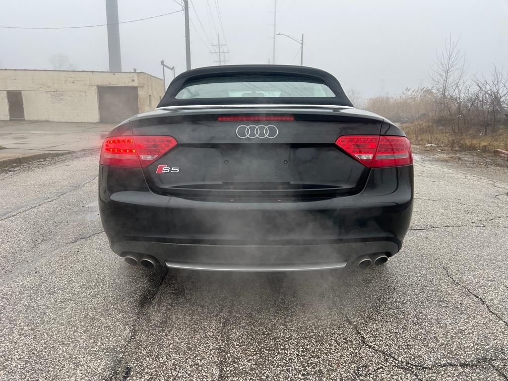 Audi S5 3.0T Cabriolet quattro S tronic 2011