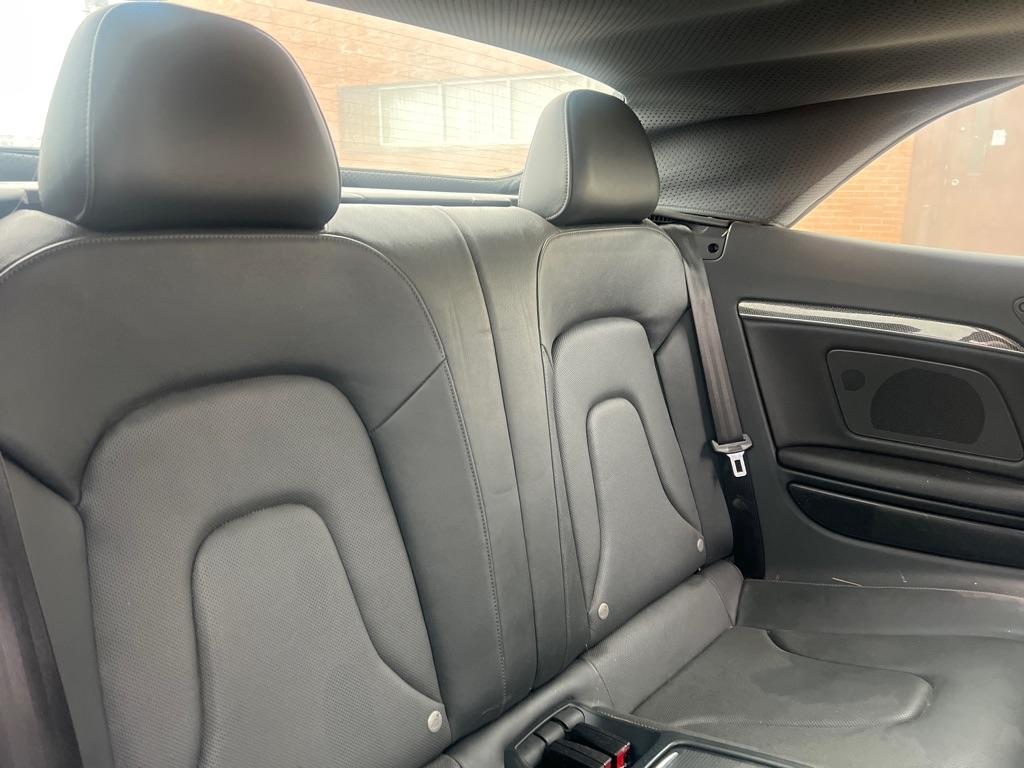 Audi S5 3.0T Cabriolet quattro S tronic 2011