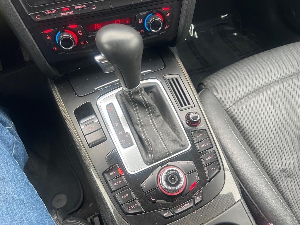Audi S5 3.0T Cabriolet quattro S tronic 2011